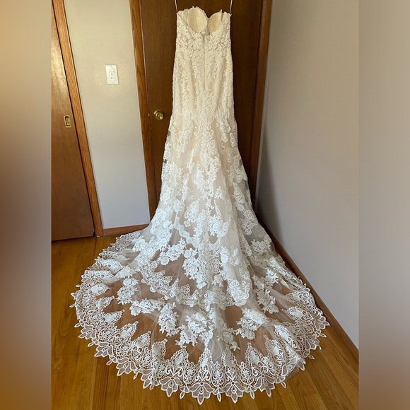 Pronovias | Dresses | Fit And Flare Boho Lace Wedding Dress | Poshmark